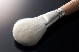 High quality Makeup brush "FUTUR" Powder brush 01